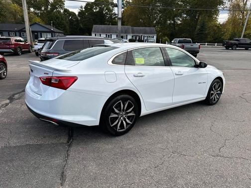 2020 Chevrolet Malibu FWD RS