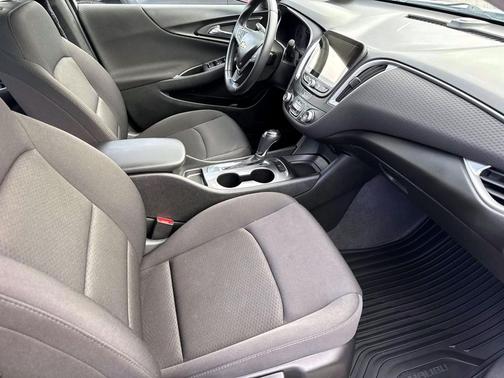 2020 Chevrolet Malibu FWD RS