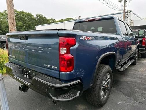 2025 Chevrolet Silverado 2500 Custom