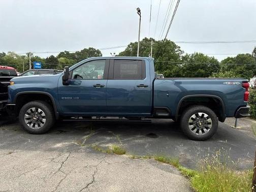 2025 Chevrolet Silverado 2500 Custom