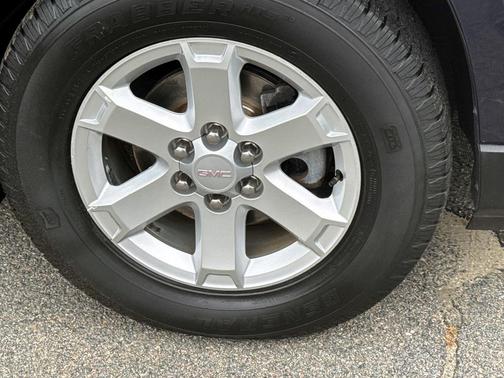 2016 GMC Acadia SLE-2