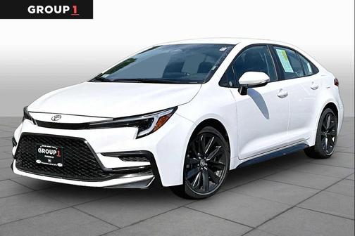 Ice Cap 2025 Toyota Corolla SE