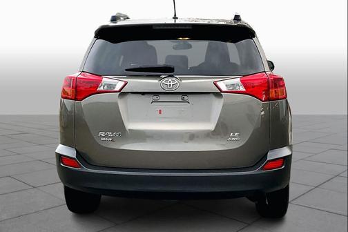 2015 Toyota RAV4 LE