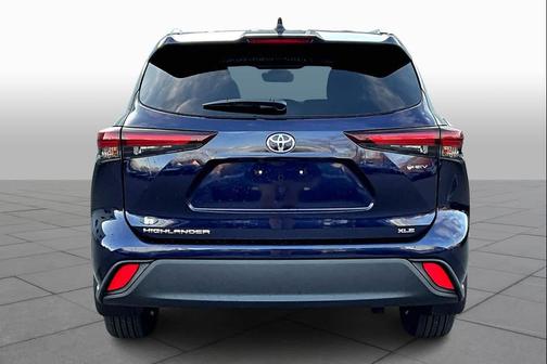 2025 Toyota Highlander Hybrid XLE