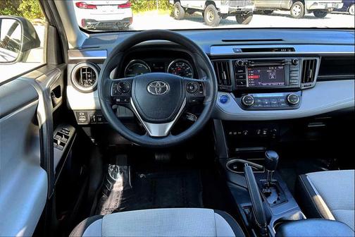 2018 Toyota RAV4 Hybrid XLE