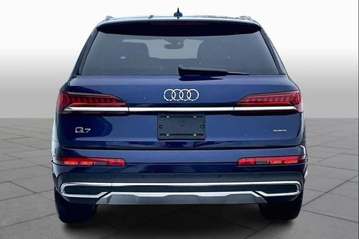 2023 Audi Q7 55 Premium Plus