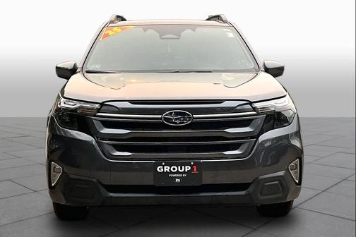 Magnetite Gray Metallic 2025 Subaru Forester Premium