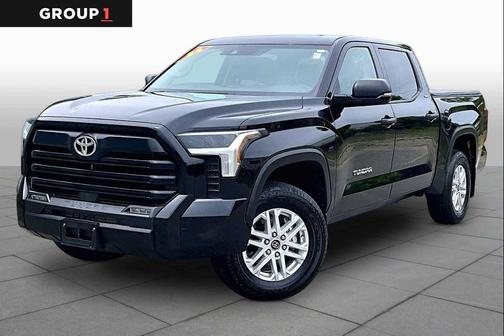 Midnight Black Metallic 2024 Toyota Tundra SR5