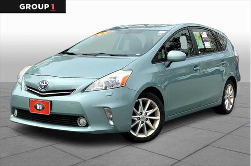 2013 Toyota Prius v Five