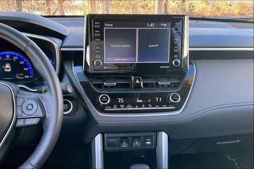 2022 Toyota Corolla Cross XLE