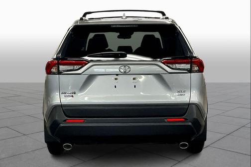 Silver Sky Metallic 2023 Toyota RAV4 XLE