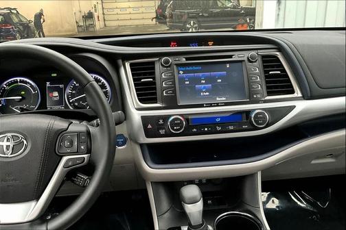 2017 Toyota Highlander Hybrid XLE