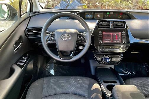 2021 Toyota Prius LE
