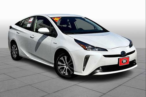 2021 Toyota Prius LE