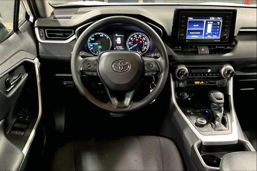 2020 Toyota RAV4 Hybrid LE