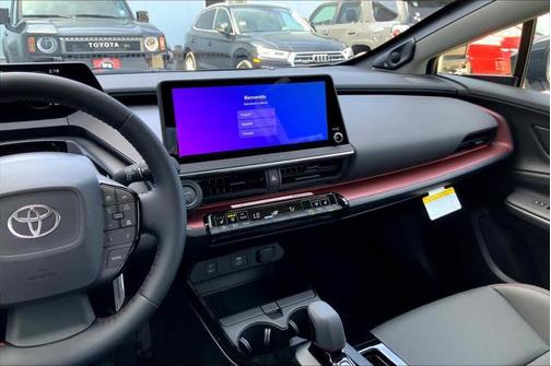 2025 Toyota Prius L