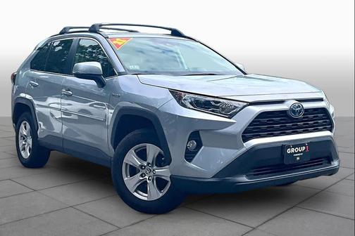 Silver Sky Metallic 2021 Toyota RAV4 Hybrid XLE