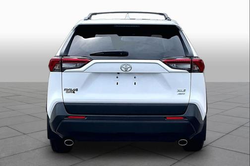 Super White 2020 Toyota RAV4 XLE