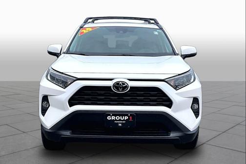 Super White 2020 Toyota RAV4 XLE