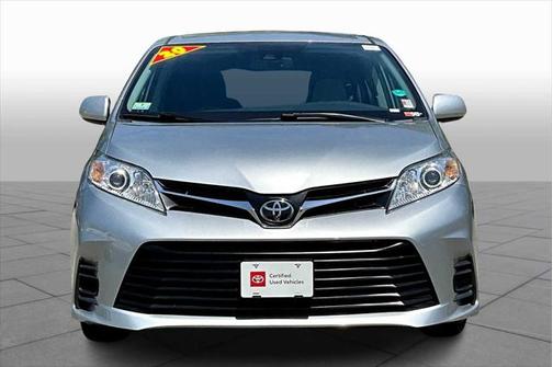 2020 Toyota Sienna LE