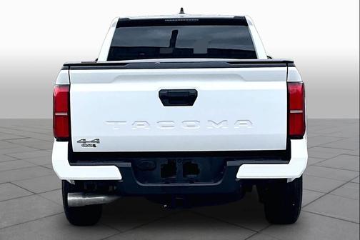 Ice Cap 2025 Toyota Tacoma SR5
