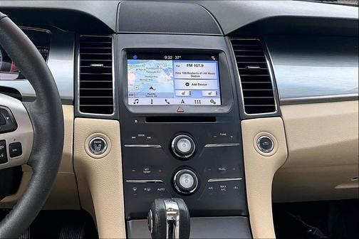 2018 Ford Taurus SEL