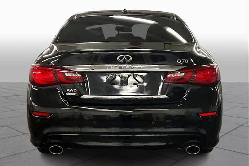 2015 INFINITI Q70 3.7X