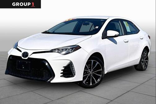 Super White 2018 Toyota Corolla SE