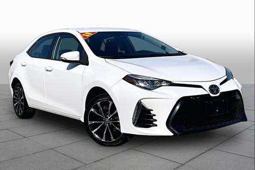 Super White 2018 Toyota Corolla SE