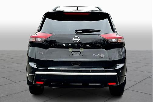 Super Black 2025 Nissan Rogue Platinum