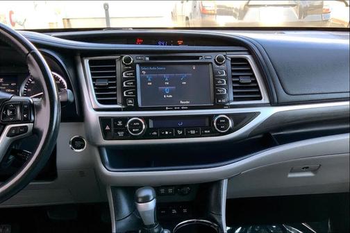 Predawn Gray Mica 2017 Toyota Highlander Limited