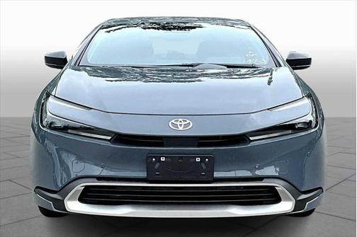 2025 Toyota Prius Plug-In Hybrid SE