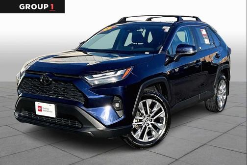 2022 Toyota RAV4 XLE Premium