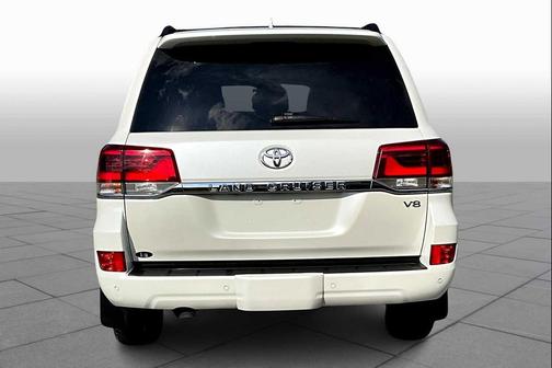 2019 Toyota Land Cruiser Base