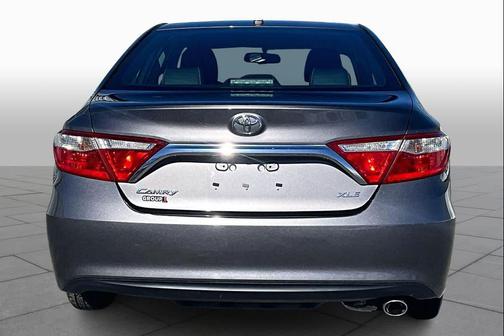 2016 Toyota Camry XLE