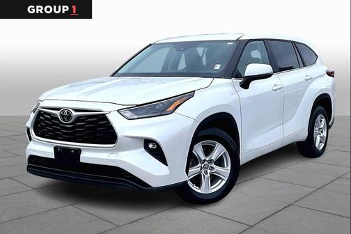 2023 Toyota Highlander LE