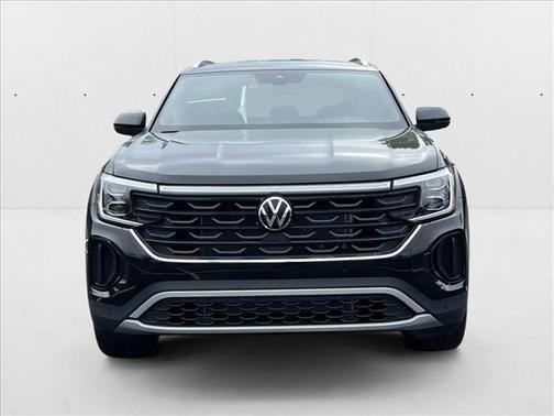 2025 Volkswagen Atlas Cross Sport 2.0T SE w/Technology 4MOTION