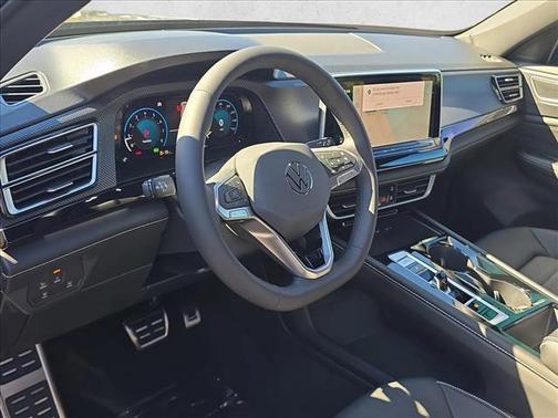 2026 Volkswagen Atlas Cross Sport 2.0T SEL