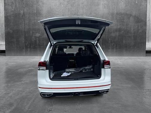 2025 Volkswagen Atlas 2.0T SEL Premium R-Line 4MOTION