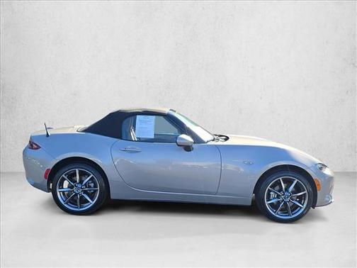2022 Mazda MX-5 Miata Grand Touring