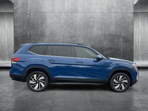 2025 Volkswagen Atlas 2.0T SE w/Technology 4MOTION