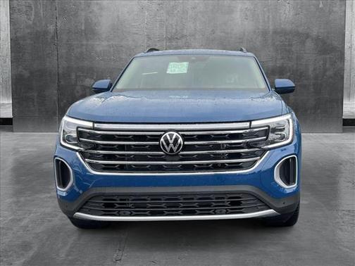 2025 Volkswagen Atlas 2.0T SE w/Technology 4MOTION