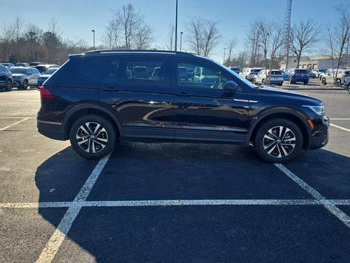 2024 Volkswagen Tiguan 2.0T S