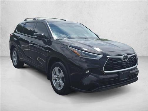 Opulent Amber 2021 Toyota Highlander LE