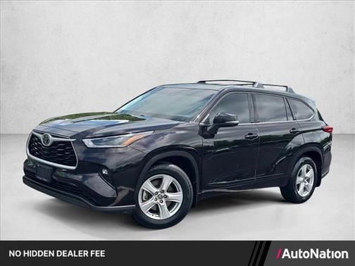 Opulent Amber 2021 Toyota Highlander LE