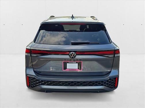 2025 Volkswagen Tiguan 2.0T SE R-Line Black