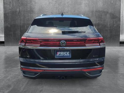 2024 Volkswagen Atlas Cross Sport 2.0T SE w/Technology 4MOTION