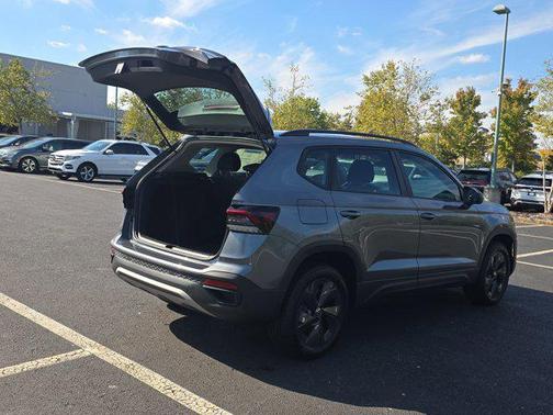 2025 Volkswagen Taos 1.5T S
