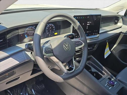 2025 Volkswagen Tiguan 2.0T SE 4MOTION