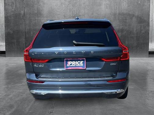 2022 Volvo XC60 B6 Inscription